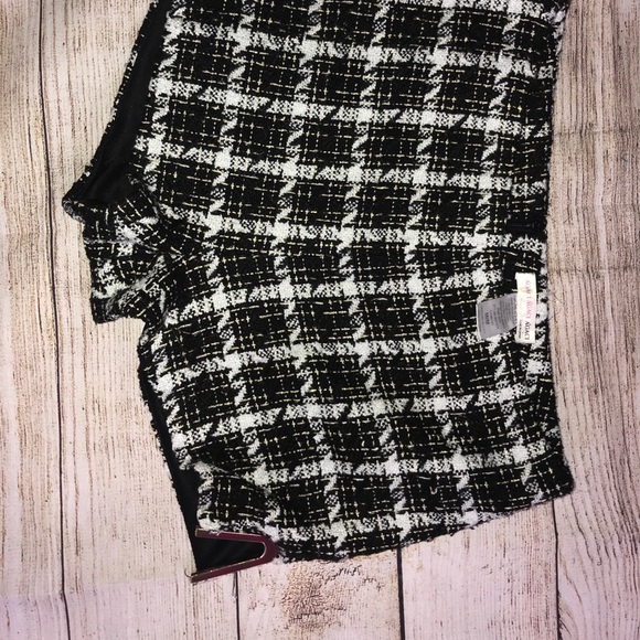 Agaci Shorts - Picture 3 of 3